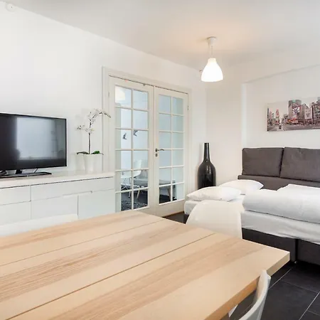 Trendy Basement Vesterbro